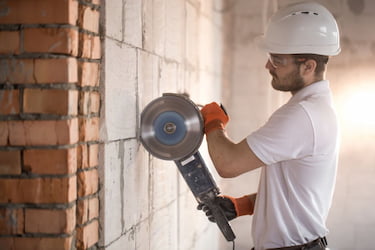 Штробление стен